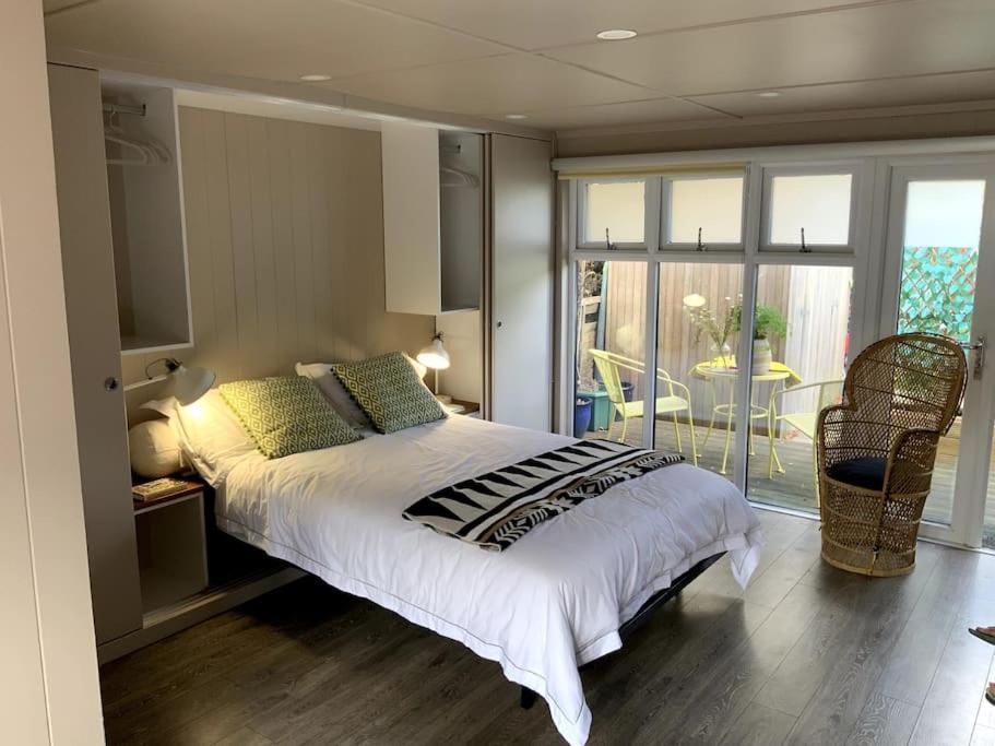 Cabin Retreat In The Heart Of Warwick. Ворик Екстер'єр фото