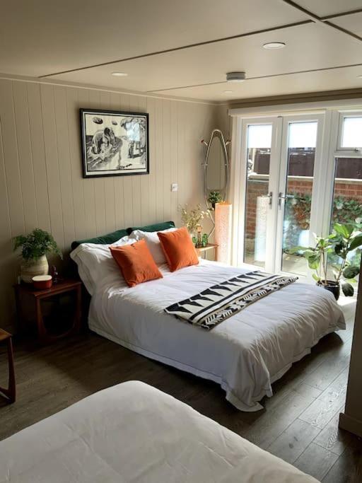 Cabin Retreat In The Heart Of Warwick. Ворик Екстер'єр фото